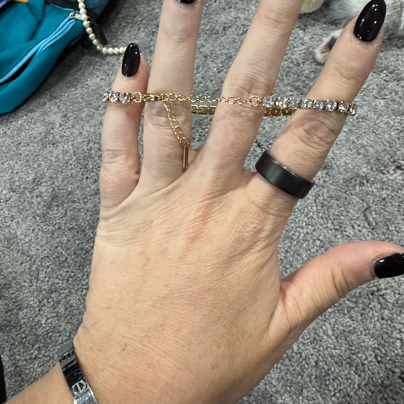 Elegant Gold and Silver Bracelet - Picture 5 of 6